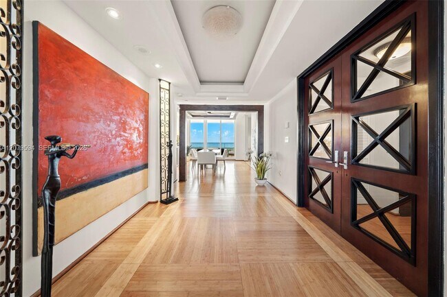 Building Photo - 789 Crandon Blvd