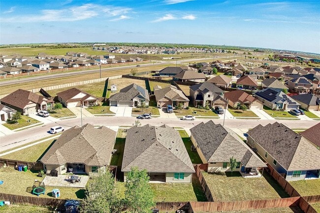 Building Photo - 133 Beth Ann Loop