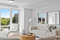 Building Photo - Lyon Place