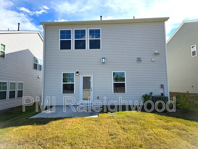 Building Photo - 1060 Maple Br Cir