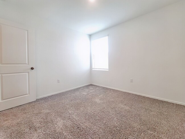 Building Photo - 7232 Dancing Wind Ln