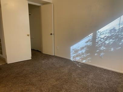 Building Photo - 2 Bed 1 Bath Condo for Rent