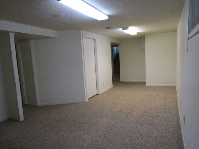 Building Photo - 607 N Juliette Ave