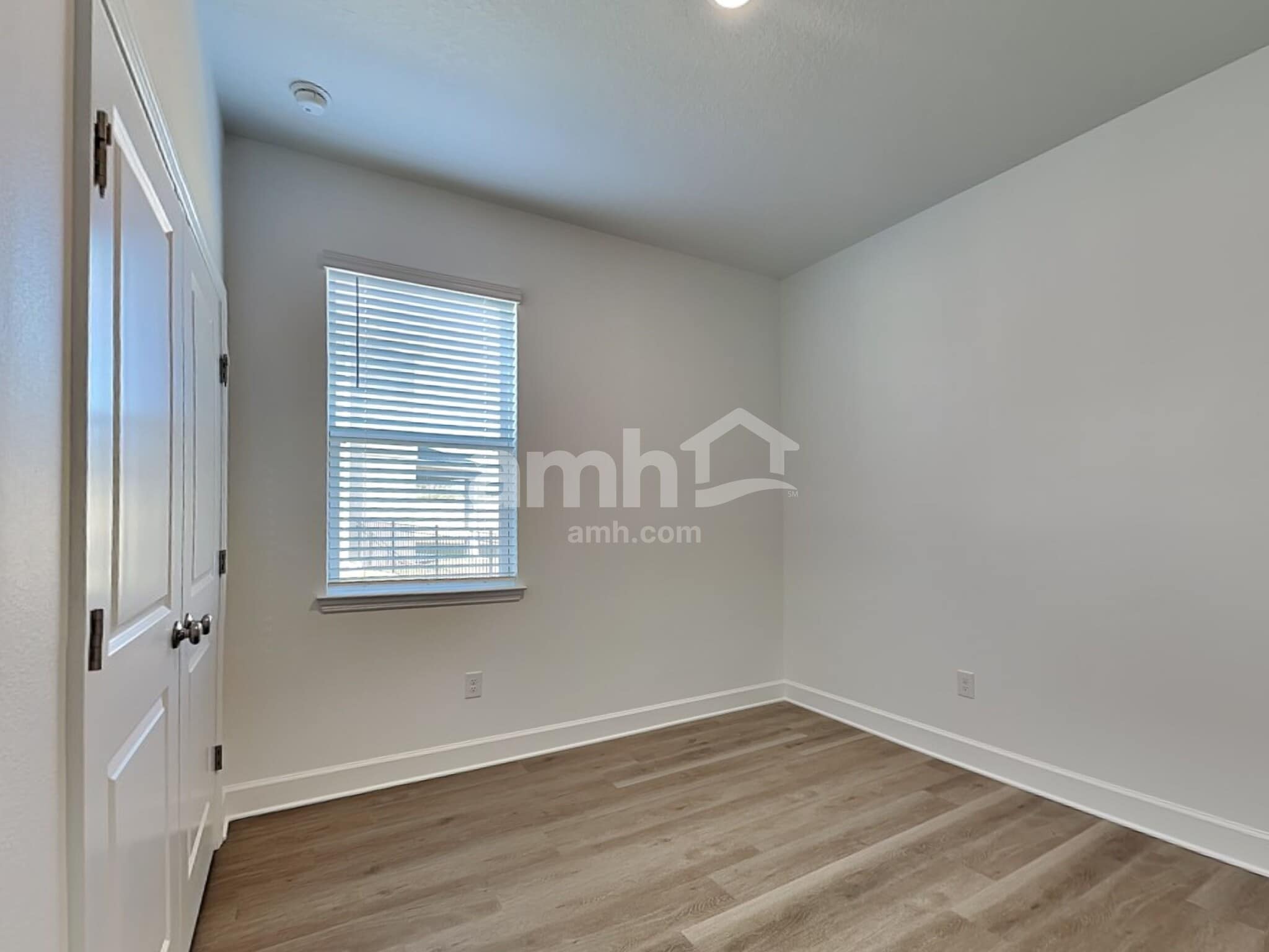 Building Photo - 37703 Dusty Saddle Ln