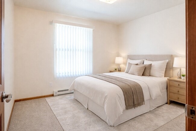 Building Photo - Rockridge