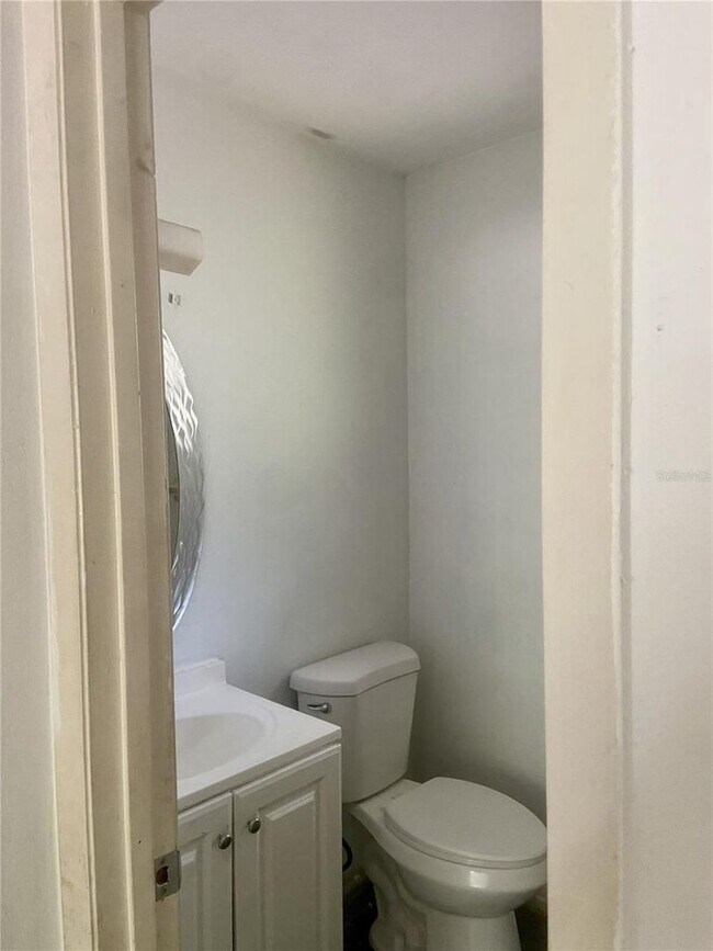 Building Photo - Pet Friendly Cozy Villa in Bradenton