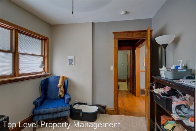 Building Photo - 2 br, 1 bath House - 411 S Orchard St.