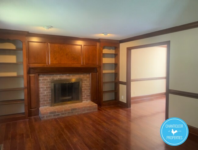 Building Photo - 6925 Sandringham Dr