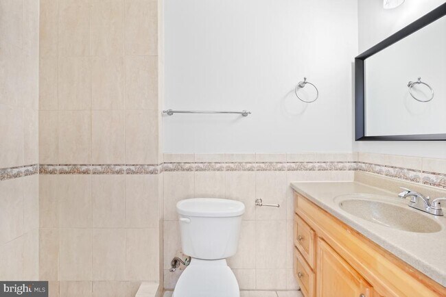 Building Photo - 1949 H St NE