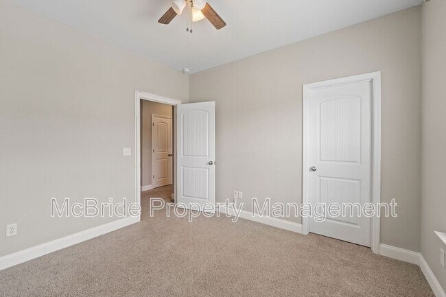Building Photo - 1140 George W Crawford Dr