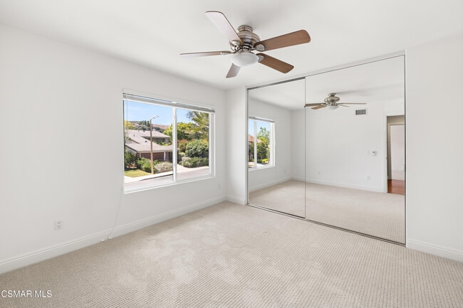 Building Photo - 3805 Mainsail Cir