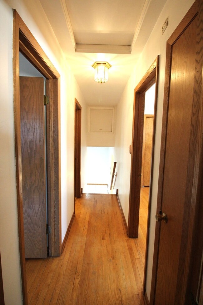 Building Photo - 651 N Kenilworth Ave