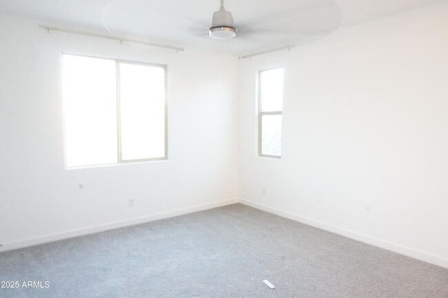 Building Photo - 40562 W Michaels Dr