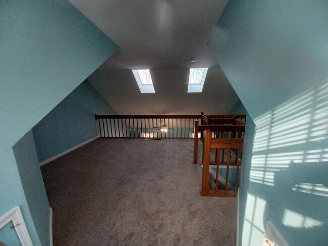 Building Photo - 8028 Valleys Crest Ct