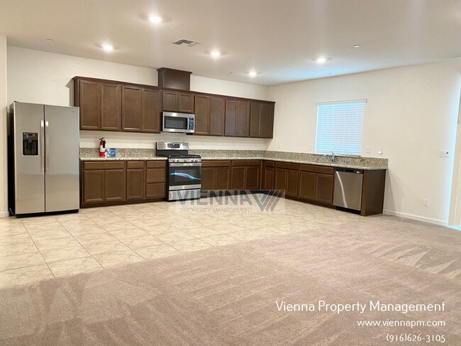 Building Photo - 9184 Osterville Dr