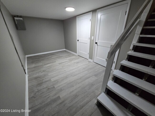 Building Photo - 11754 Tazwell Dr