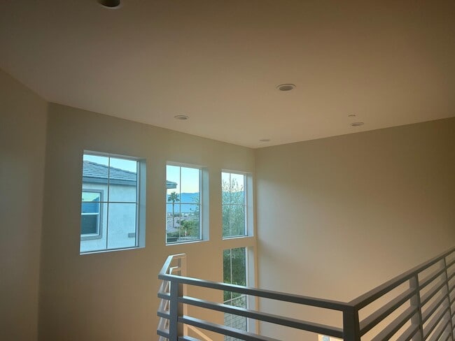 Building Photo - 43275 Passagio Lago Way