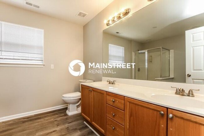 Building Photo - 4 Bedroom Pet-Friendly Home in Mooresville, NC with Main Street Renewal