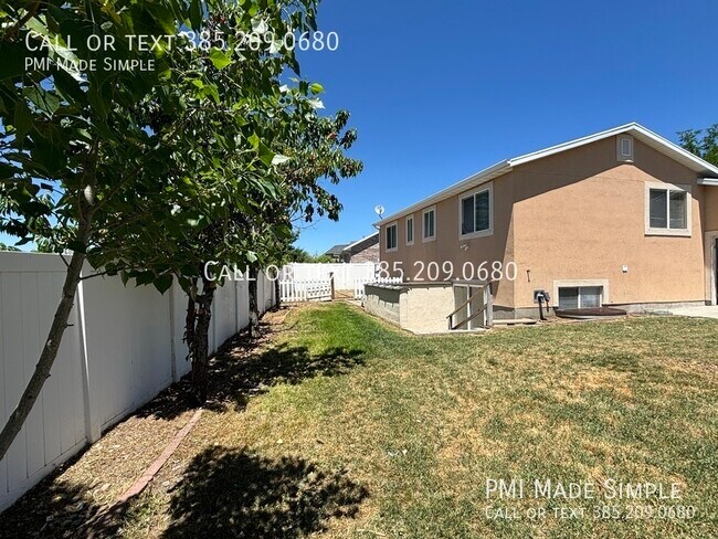 Building Photo - 609 Saddlebrook Dr