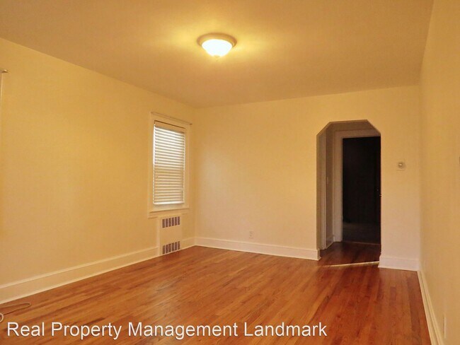 Building Photo - 4 br, 2 bath House - 626 South 12th Street