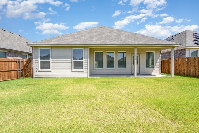 Building Photo - 545 Ml Trce Wy