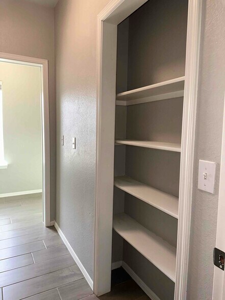 Building Photo - 1144 Ranger St