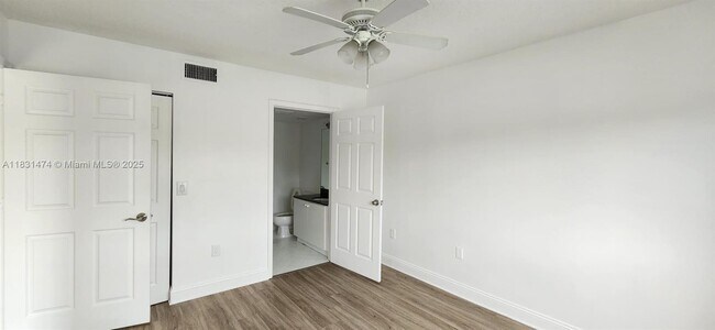 Building Photo - 3478 Briar Bay Blvd