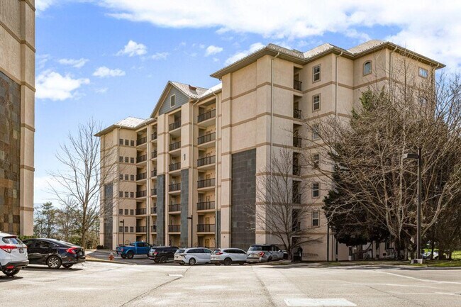 Building Photo - 124 Plaza Dr