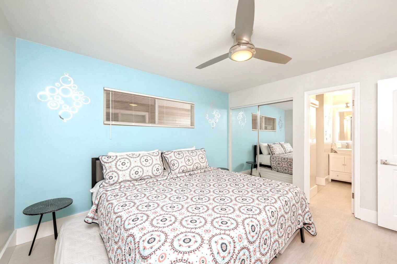 Building Photo - 4000 Gulf Terrace Dr