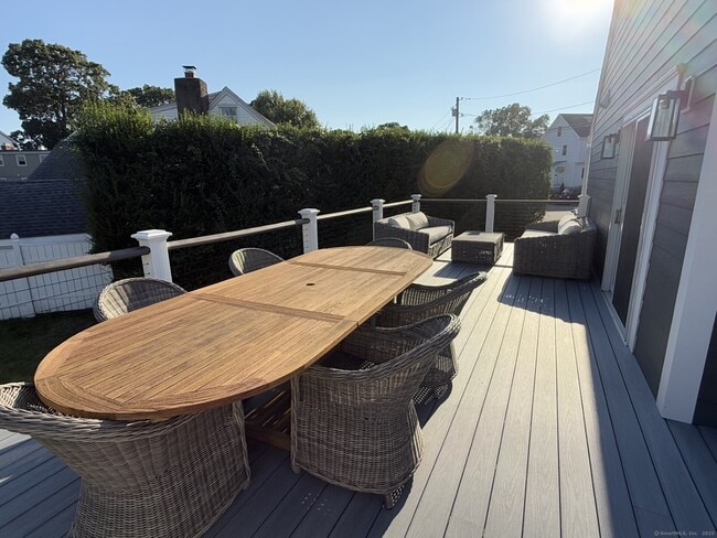 Building Photo - 1 Sandy Way