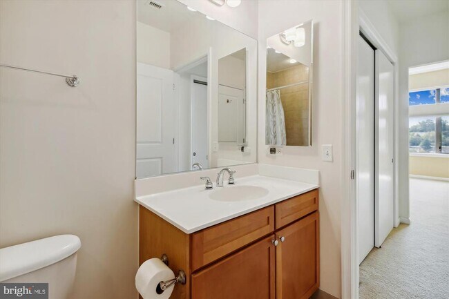 Building Photo - 2720 S Arlington Mill Dr