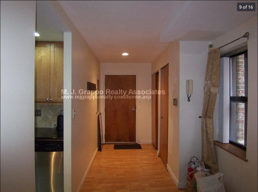 Building Photo - 87 Gainsborough St