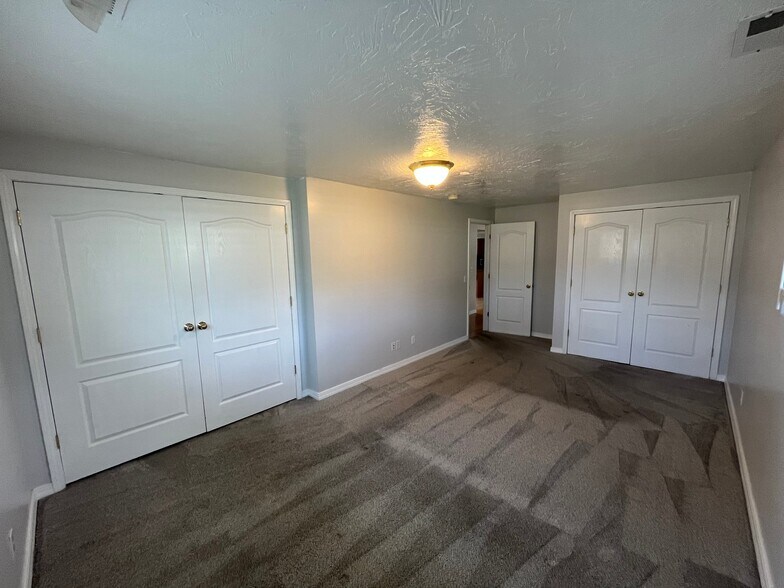 Building Photo - 121486 S 700 E