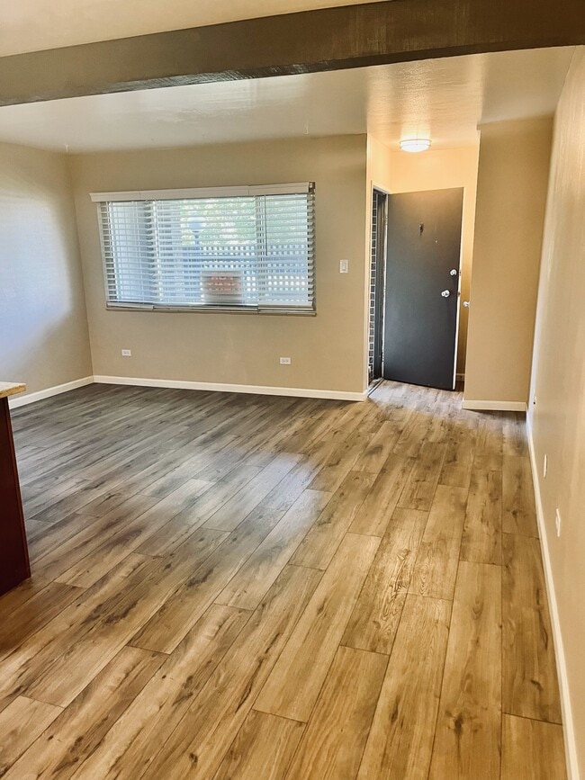 Building Photo - 3663 S Sheridan Blvd