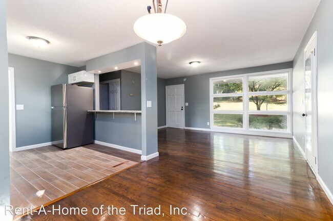 Building Photo - 3 br, 2 bath House - 2517 Netherwood Drive