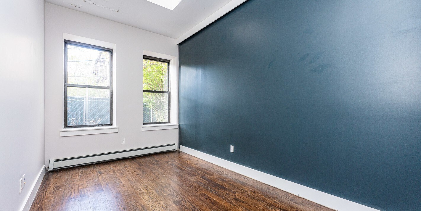 Building Photo - 1094 Bedford Ave