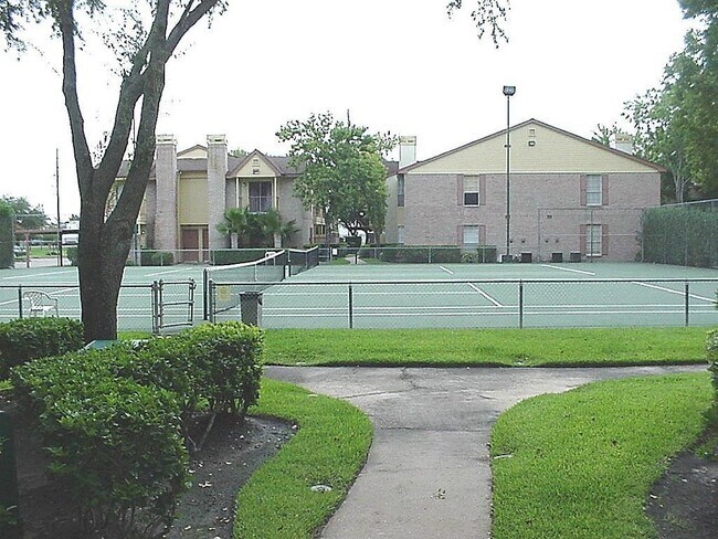 Building Photo - 2120 El Paseo St