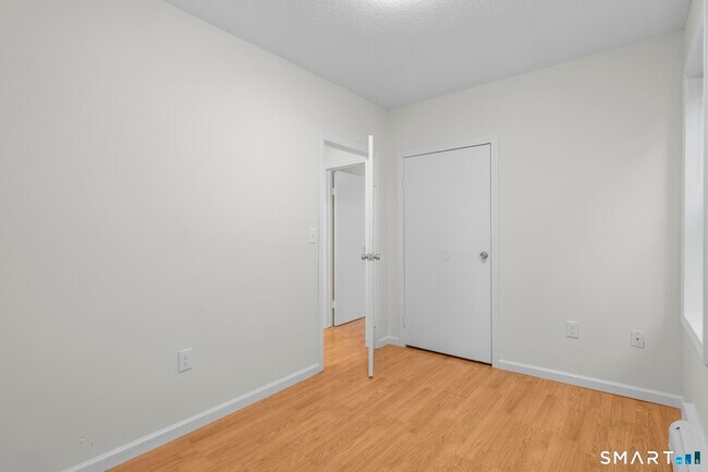 Building Photo - 18 Kelley St