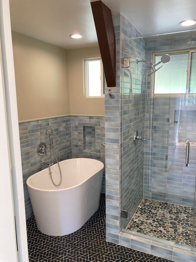 Building Photo - 10250 Seabury Ln