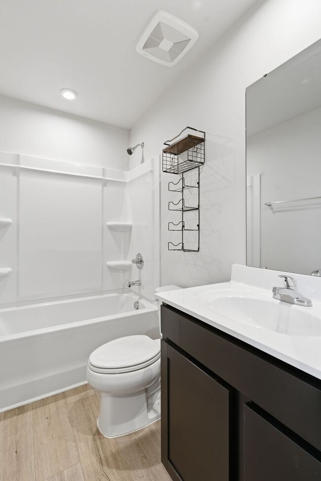 Building Photo - New Build Townhome