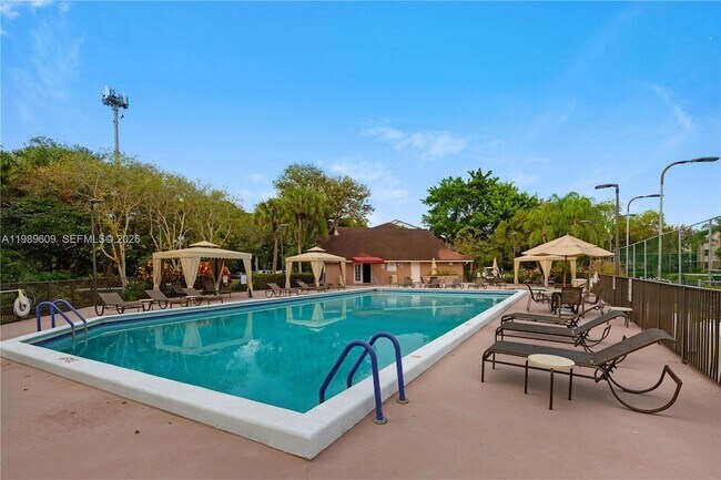 Building Photo - 10161 W Sunrise Blvd