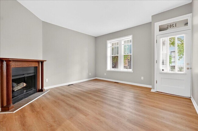 Building Photo - Michelle Lafayette McKay