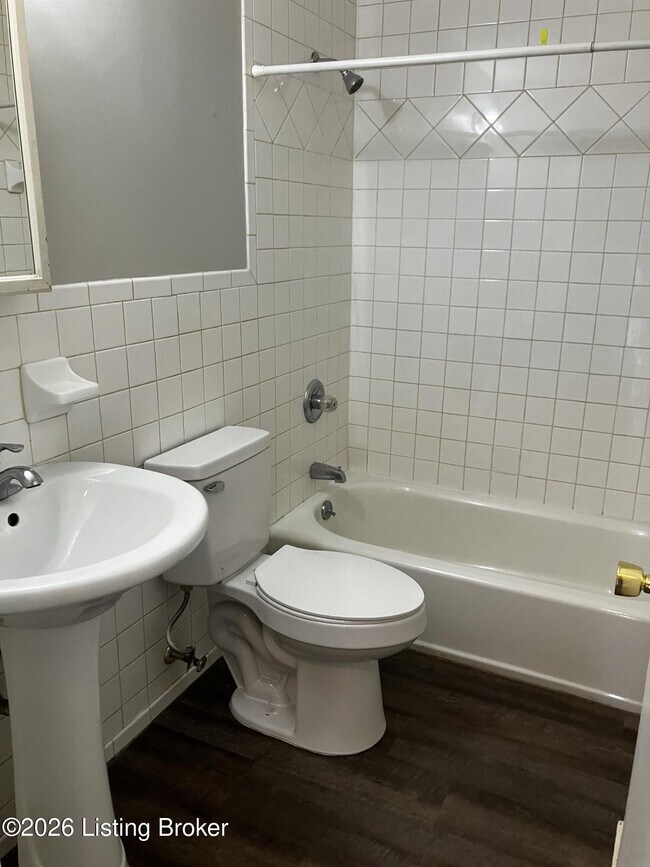 Building Photo - 3823 Manner Dale Dr