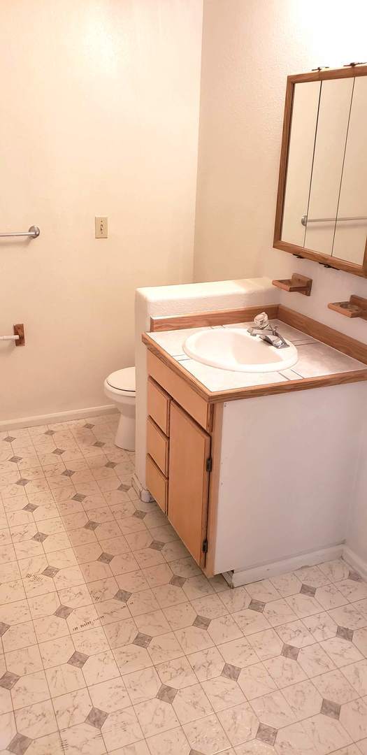 Building Photo - 616s41