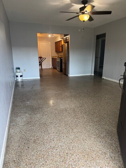 Building Photo - 3336 De Armas St