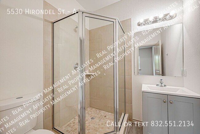 Building Photo - 5530 Hirondel
