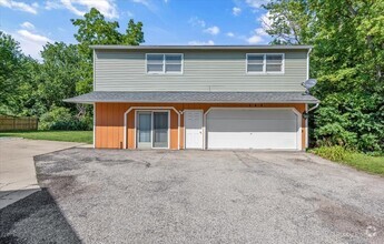 Building Photo - 544 N Hainesville Rd