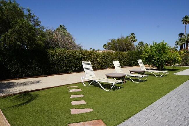 Building Photo - 45945 Verba Santa Dr