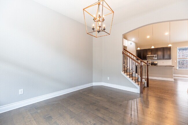 Building Photo - 27462 Paraiso Sands