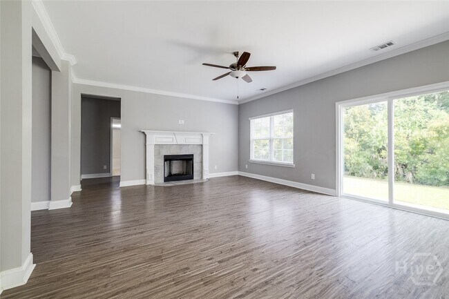 Building Photo - 225 Beckley Dr
